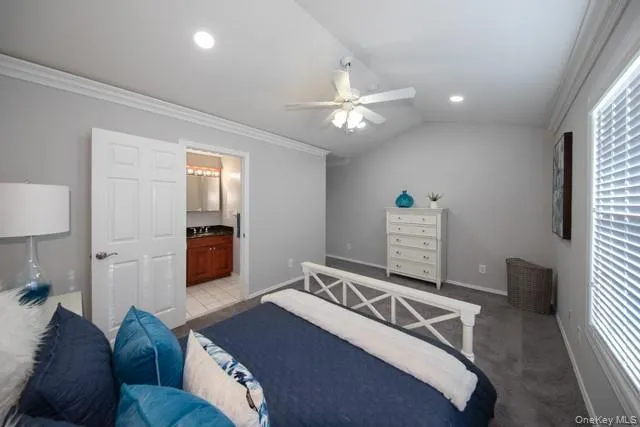 62 Neal #62 Setauket, NY 11733