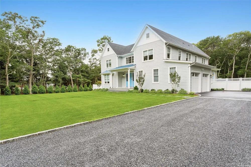 9 Mill Road Remsenburg, NY 11960