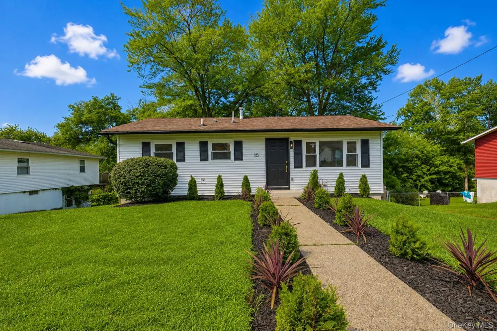 15 Fleetwood Drive Newburgh, NY 12550