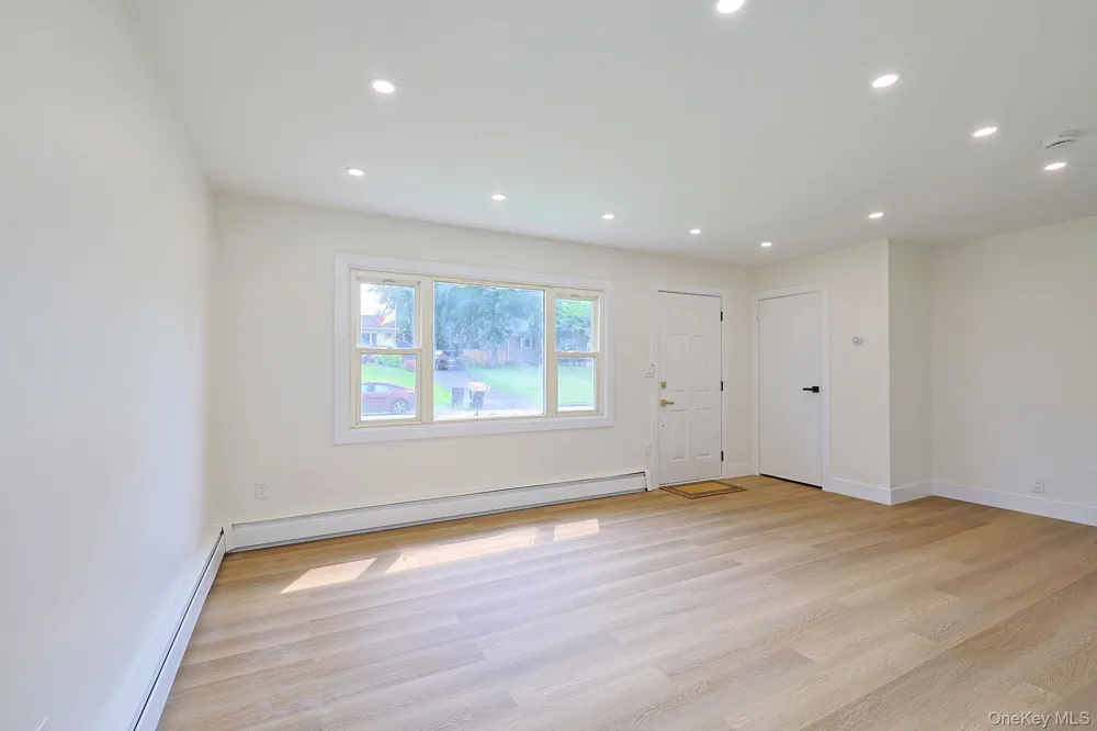 15 Fleetwood Drive Newburgh, NY 12550