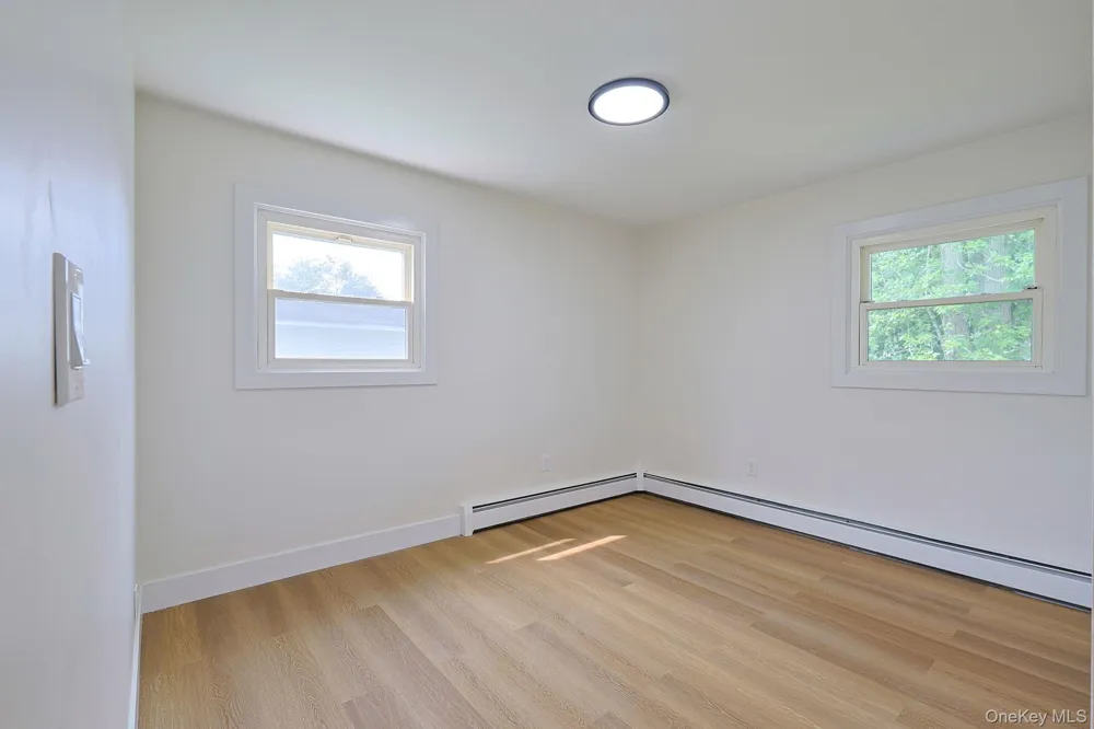 15 Fleetwood Drive Newburgh, NY 12550