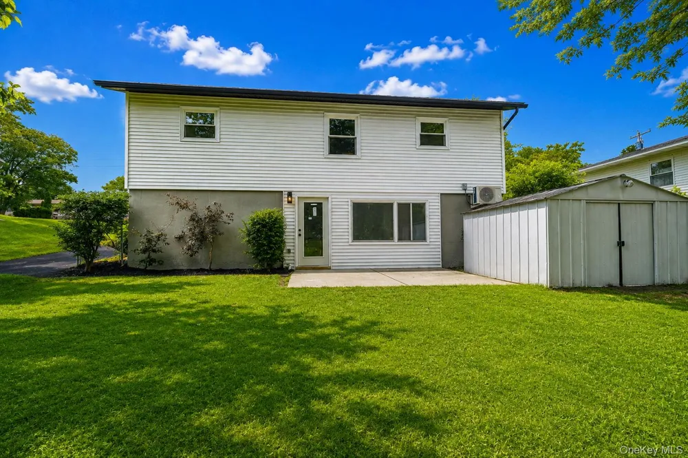 15 Fleetwood Drive Newburgh, NY 12550