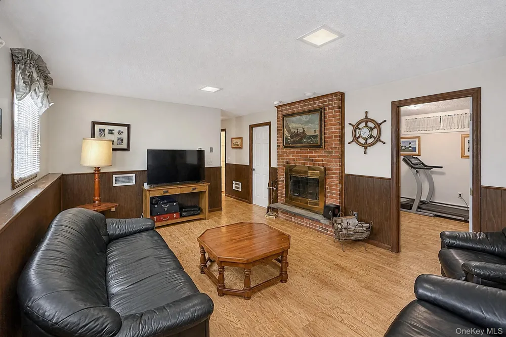 8 Pinewood Sherman, CT Shores Call Listing Agent, CT 06784