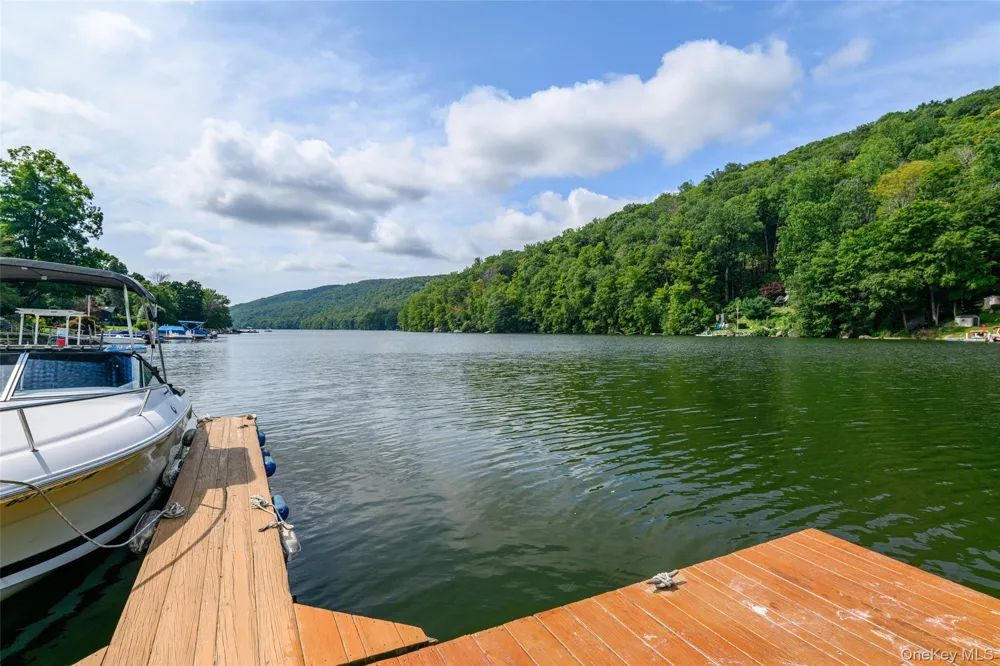 8 Pinewood Sherman, CT Shores Call Listing Agent, CT 06784