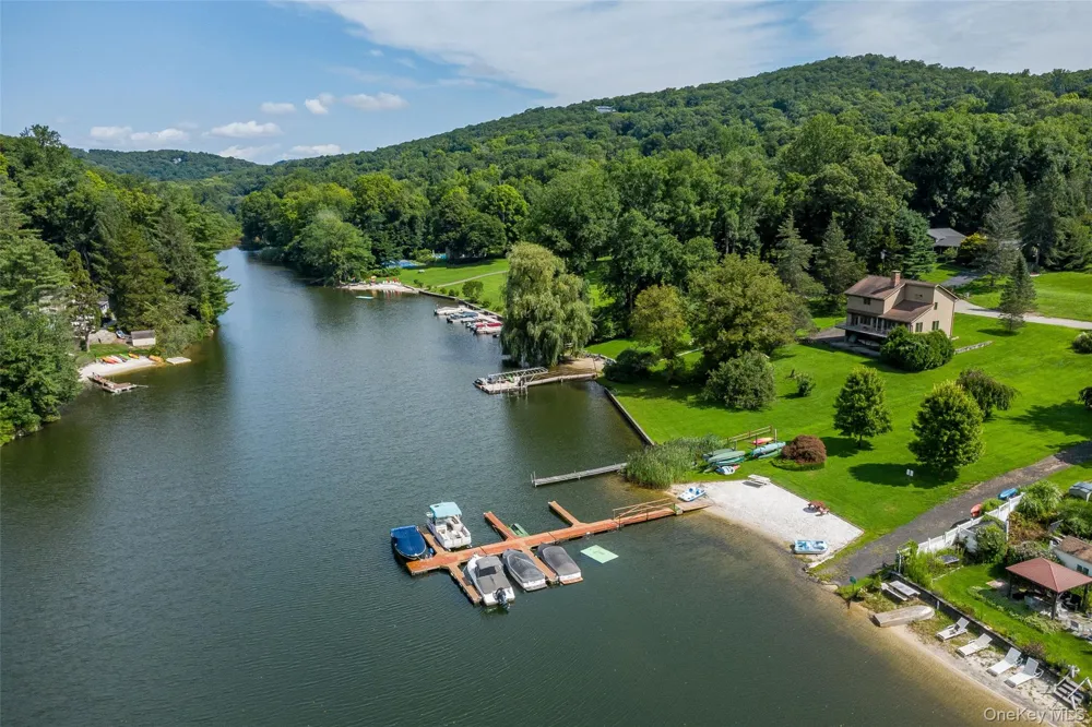 8 Pinewood Sherman, CT Shores Call Listing Agent, CT 06784