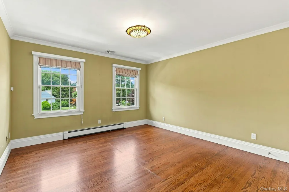 28 Spruce Street Selden, NY 11784