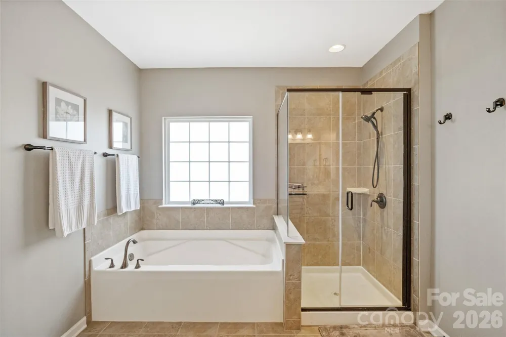 2604 Mchanna Point Tega Cay, SC 29708