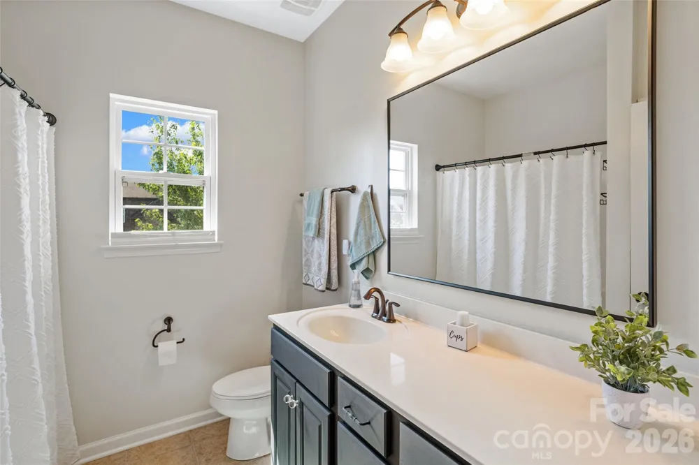 2604 Mchanna Point Tega Cay, SC 29708