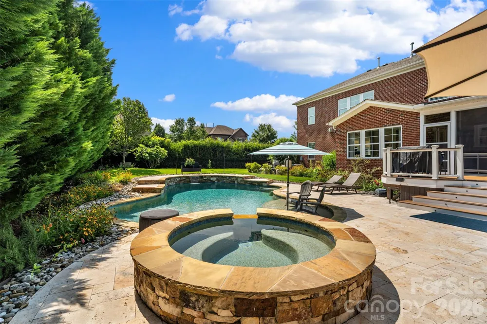 2604 Mchanna Point Tega Cay, SC 29708