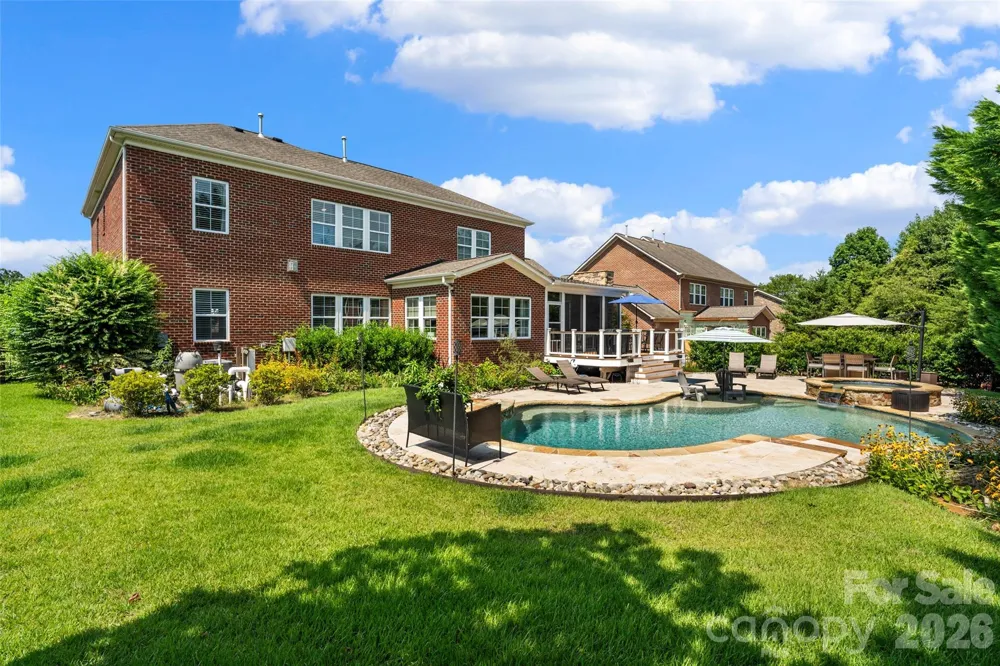 2604 Mchanna Point Tega Cay, SC 29708