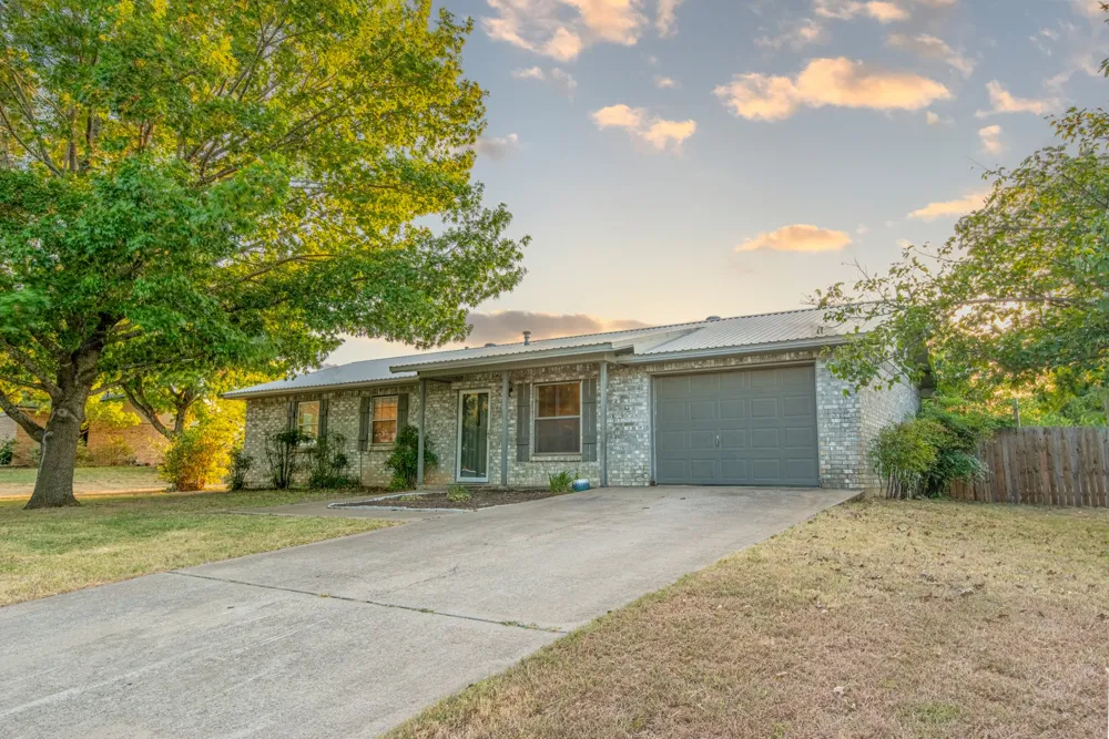 510 S Williams Street Hamilton, TX 76531