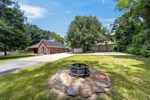 822 Sentinel Oaks
