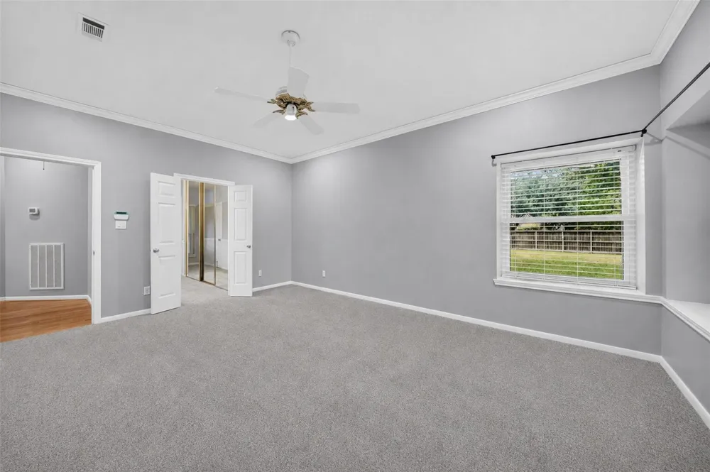 822 Sentinel Oaks Pinehurst, TX 77362