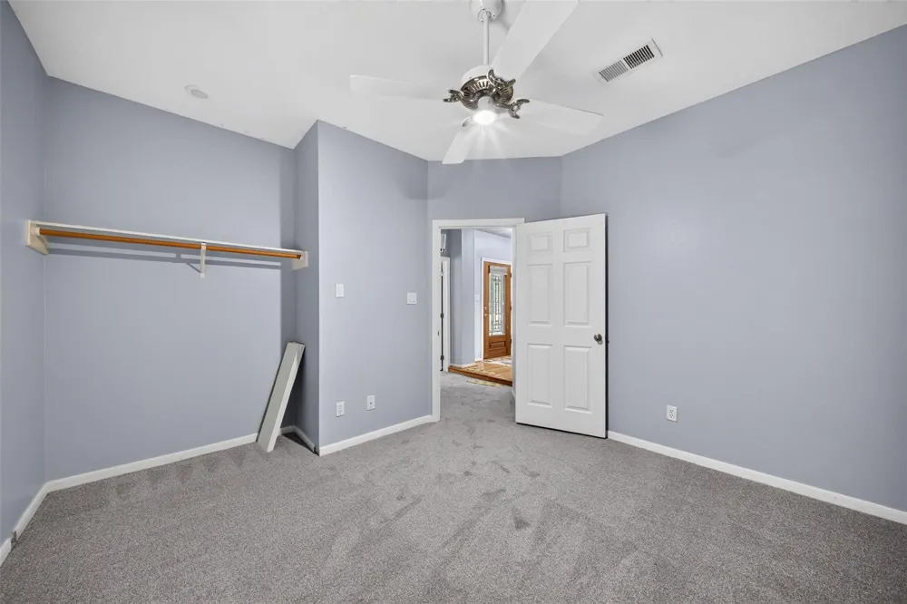 822 Sentinel Oaks Pinehurst, TX 77362