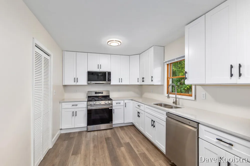 1769 Perry Street Holland, MI 49424
