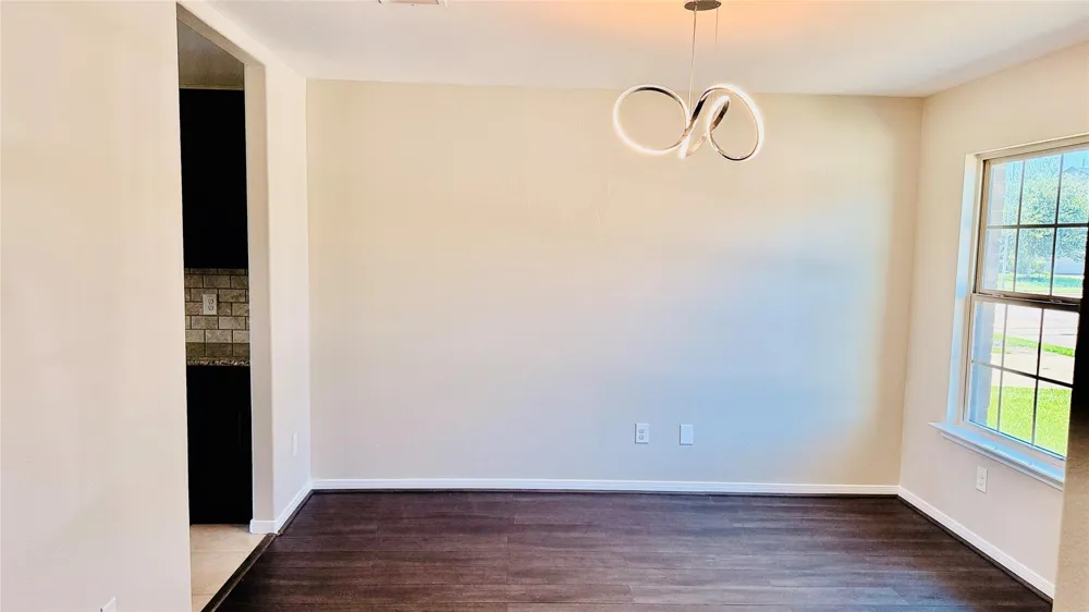 1947 Seville Mnr Manor Fresno, TX 77545