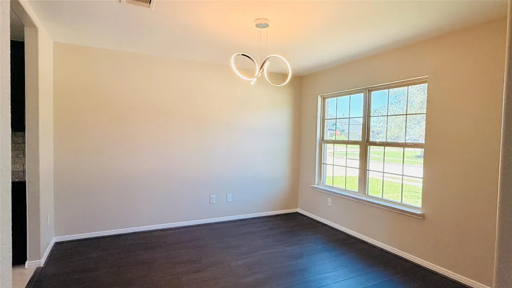 1947 Seville Mnr Manor Fresno, TX 77545
