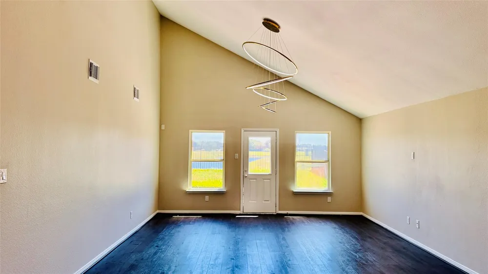 1947 Seville Mnr Manor Fresno, TX 77545
