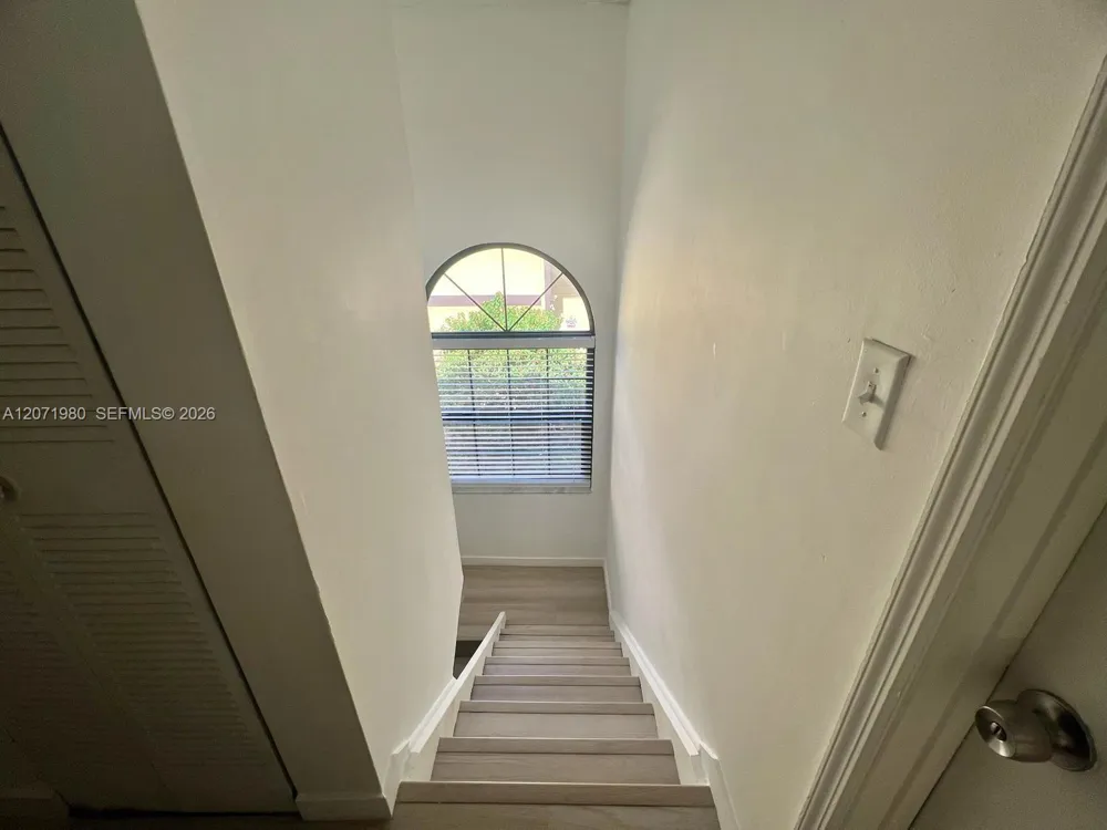 1133 NE 210th Ter Miami, FL 33179