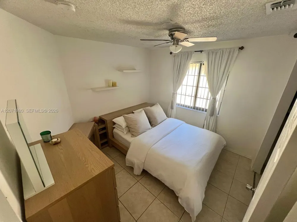 1133 NE 210th Ter Miami, FL 33179