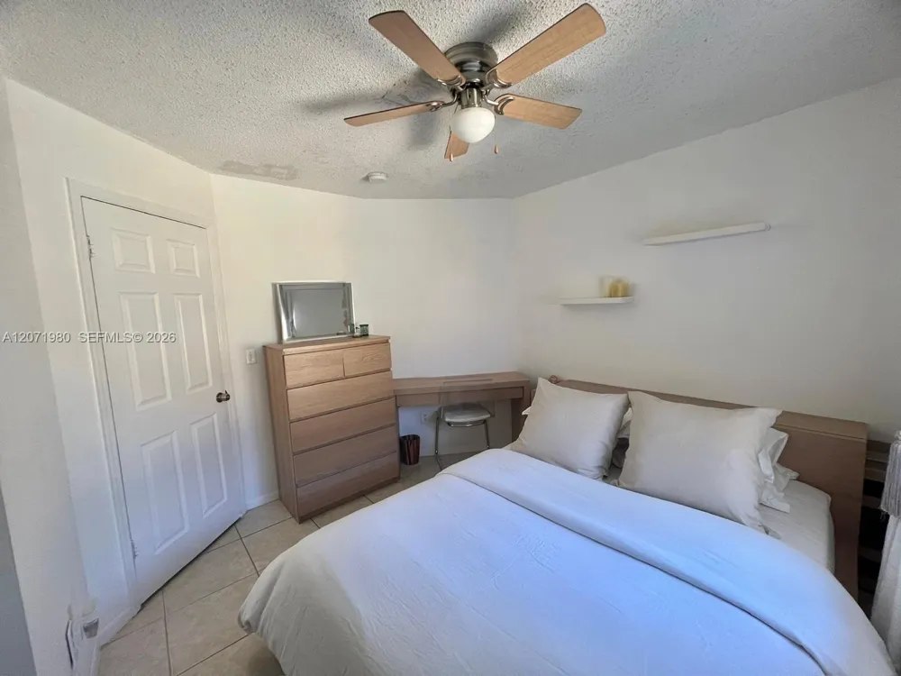 1133 NE 210th Ter Miami, FL 33179