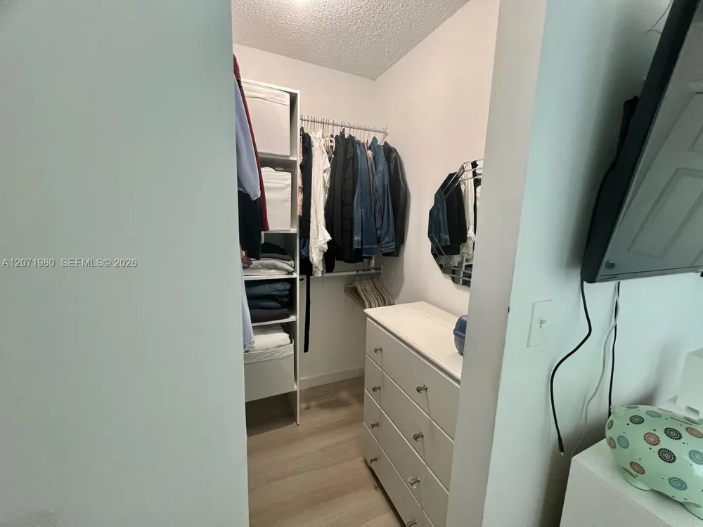1133 NE 210th Ter Miami, FL 33179
