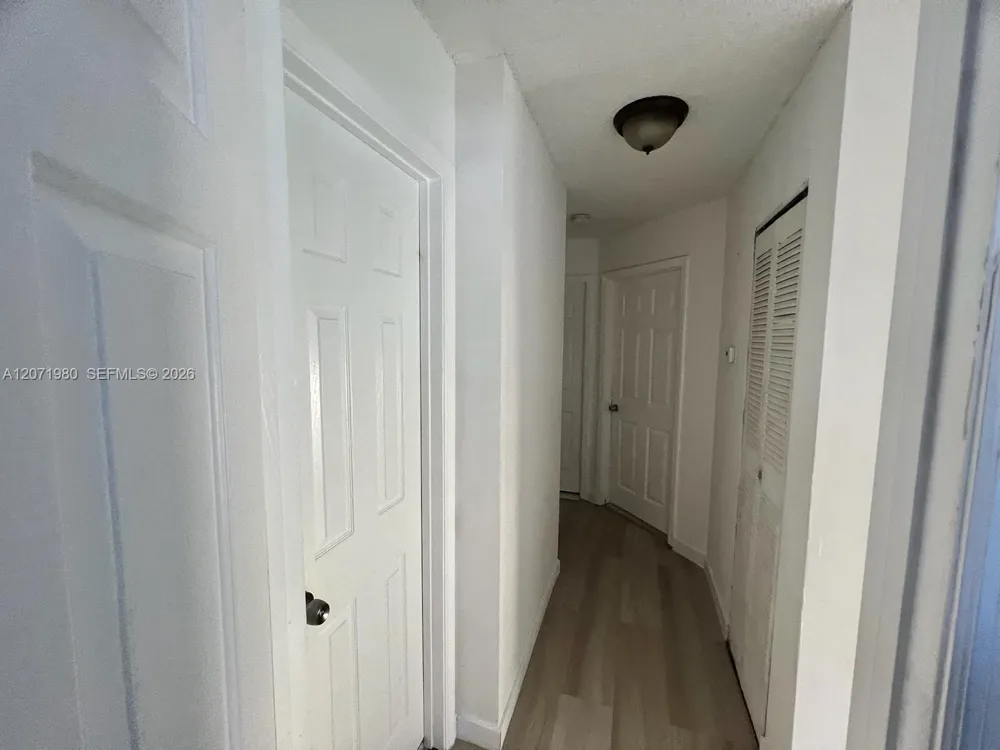 1133 NE 210th Ter Miami, FL 33179