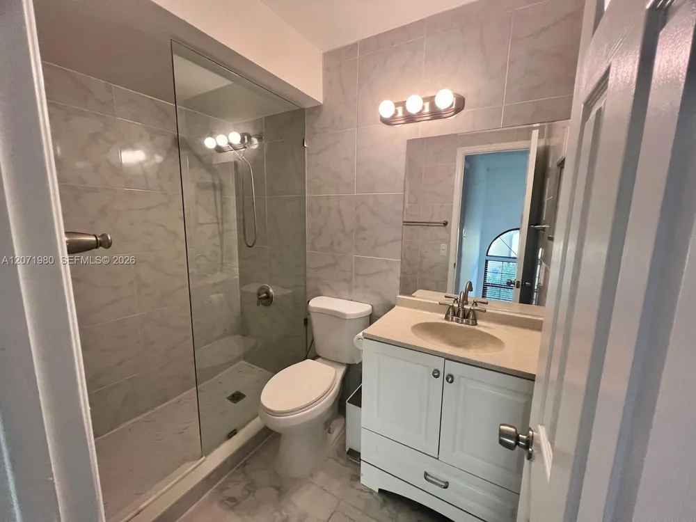 1133 NE 210th Ter Miami, FL 33179