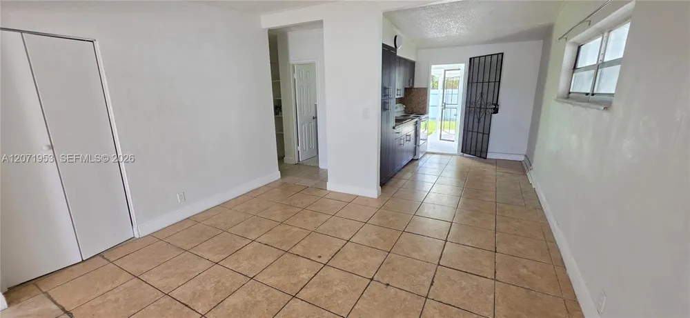 2230 Service Rd Opa-Locka, FL 33054