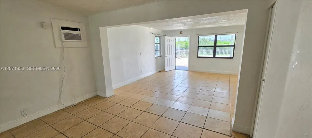 2230 Service Rd Opa-Locka, FL 33054