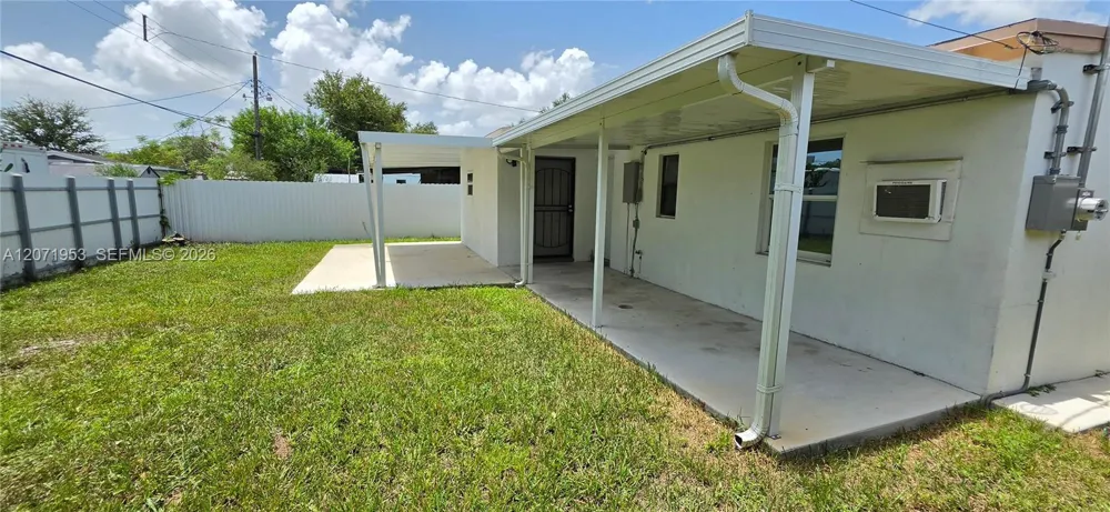 2230 Service Rd Opa-Locka, FL 33054