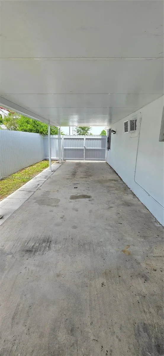 2230 Service Rd Opa-Locka, FL 33054