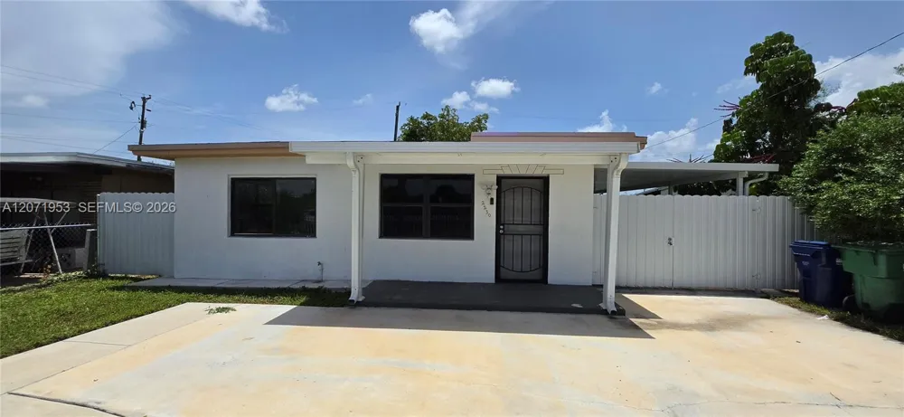 2230 Service Rd Opa-Locka, FL 33054