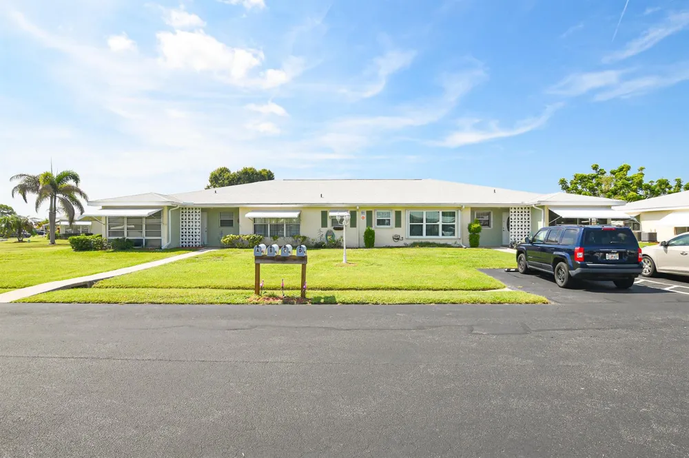 911 SAVANNAS POINT DRIVE #C Fort Pierce, FL 34982