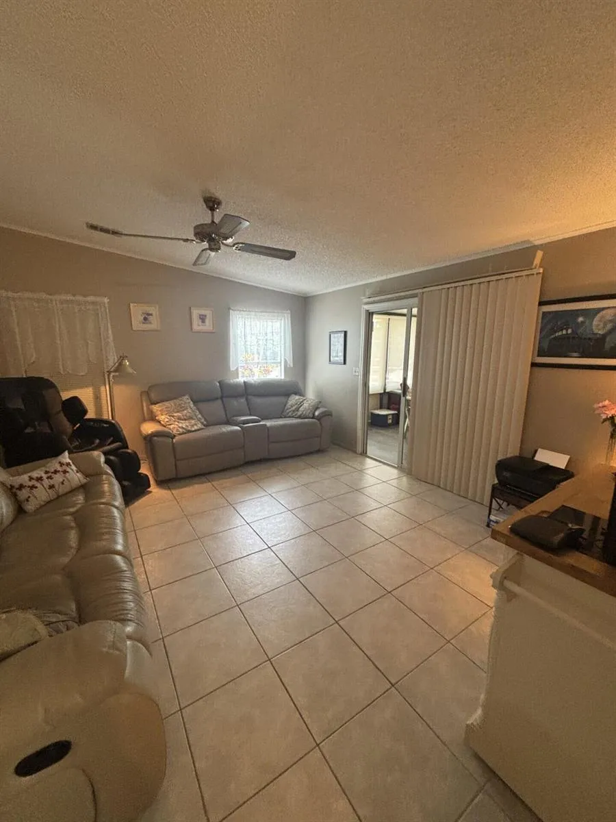6514 NW 36th Avenue Coconut Creek, FL 33066