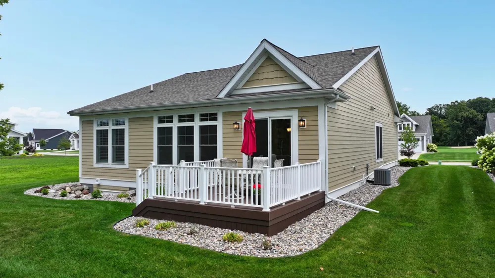 4169 Village Green Tittabawassee Township, MI 48623