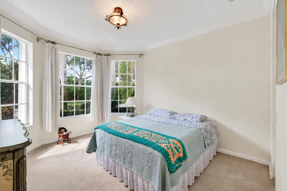 7315 Twin Falls Drive Boynton Beach, FL 33437