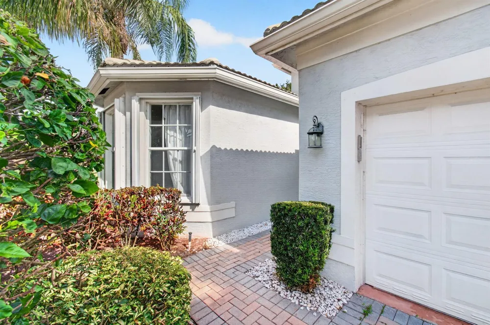 7315 Twin Falls Drive Boynton Beach, FL 33437