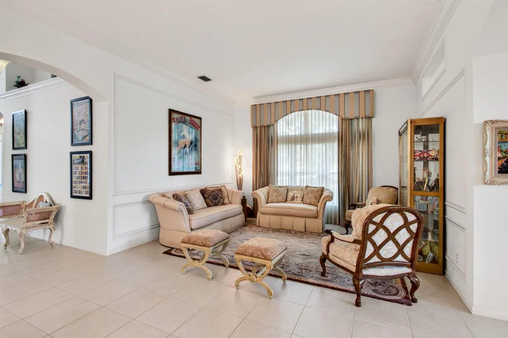 7315 Twin Falls Drive Boynton Beach, FL 33437