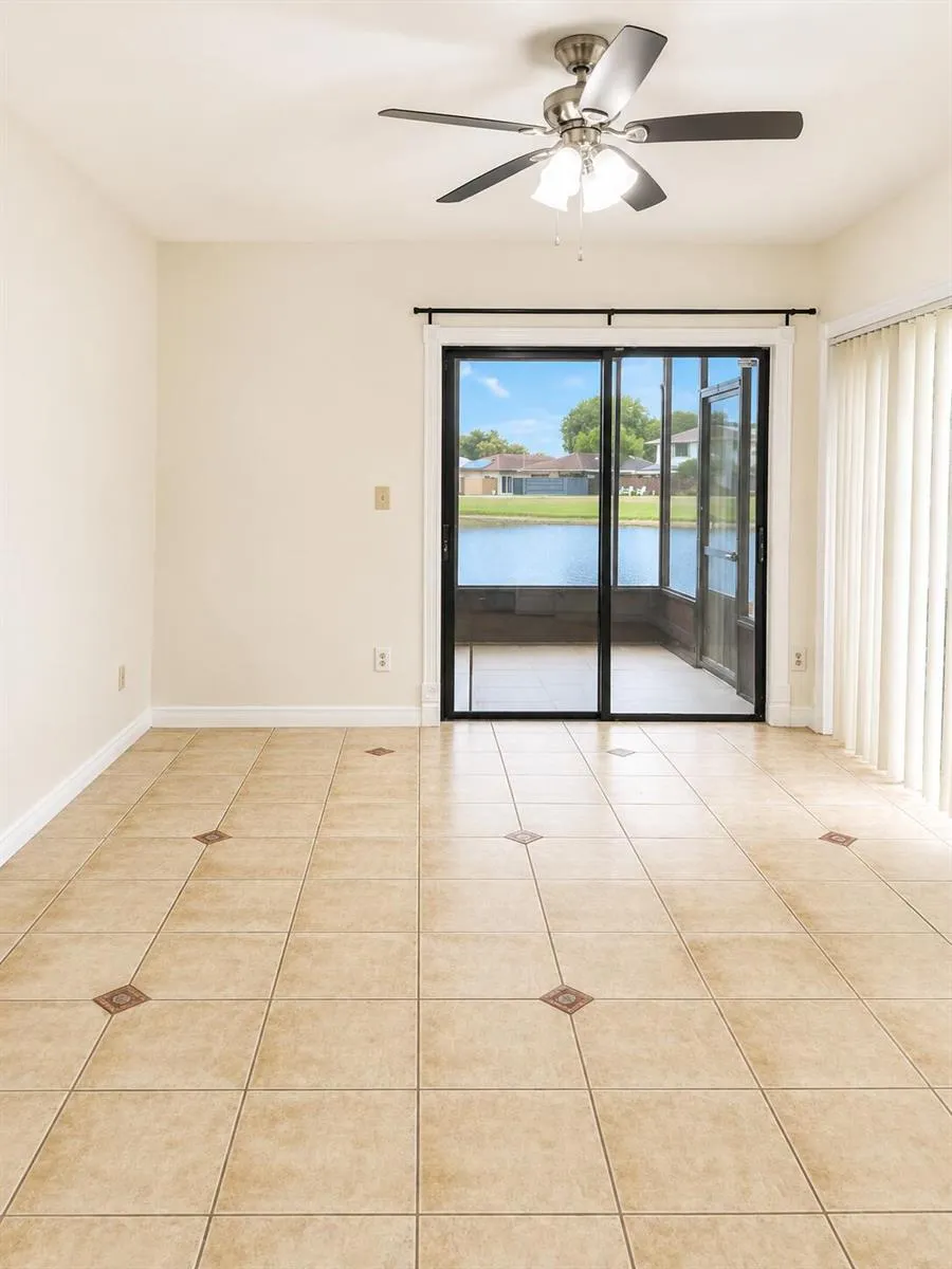 5318 Garden Hills Circle West Palm Beach, FL 33415