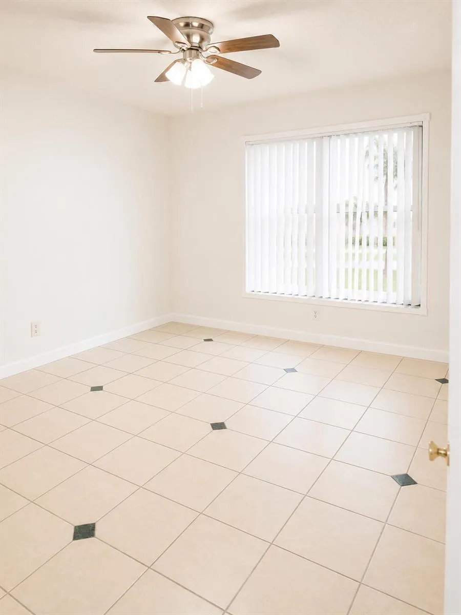 5318 Garden Hills Circle West Palm Beach, FL 33415
