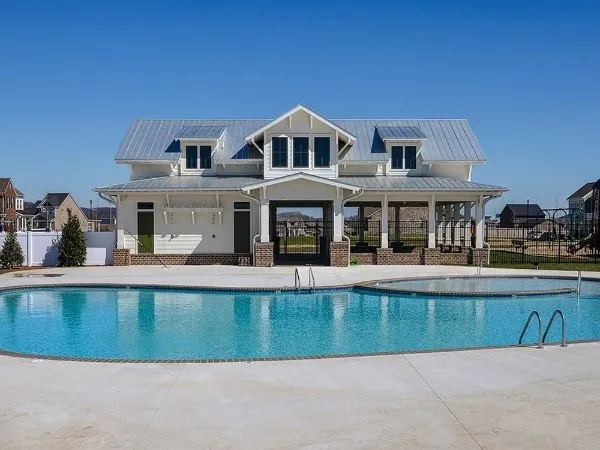 1124 June Wilde Rdg Spring Hill, TN 37174