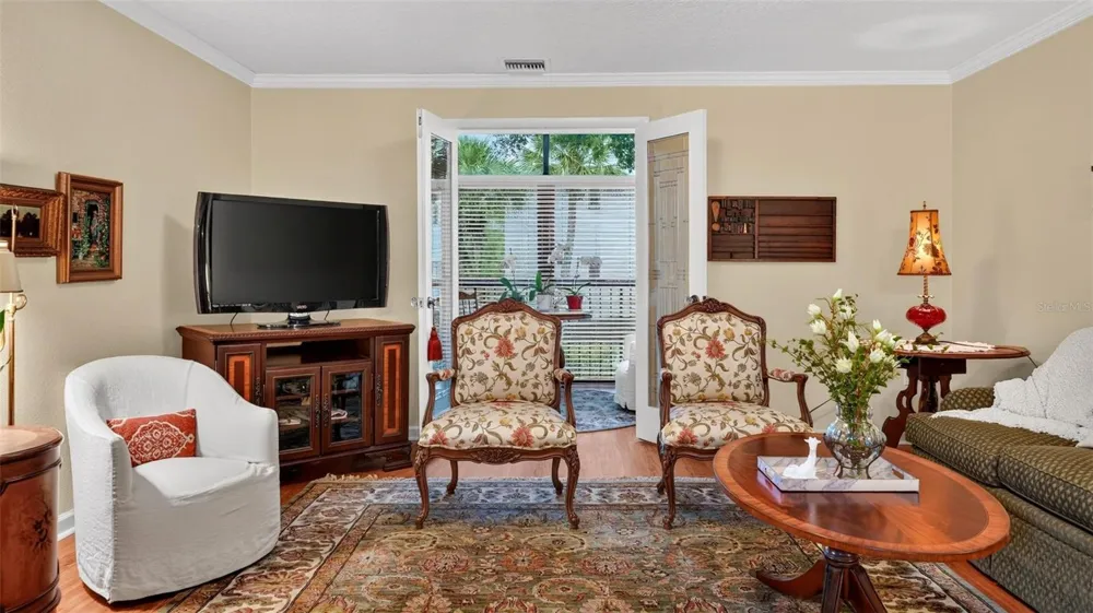 250 CAROLINA AVENUE #205 Winter Park, FL 32789