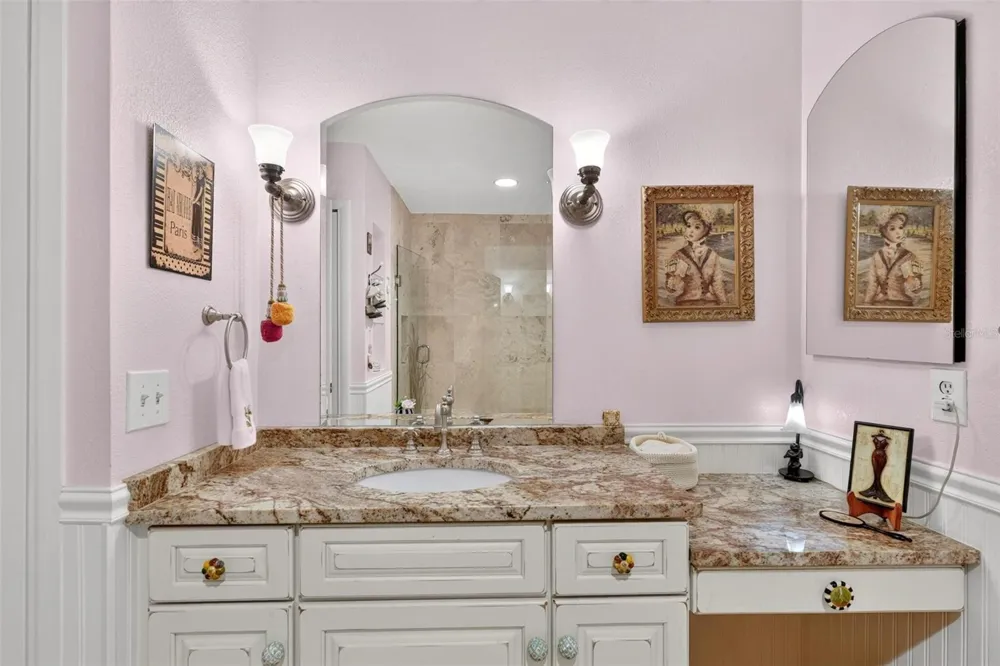 250 CAROLINA AVENUE #205 Winter Park, FL 32789