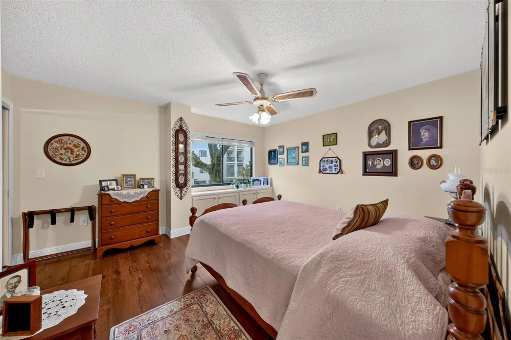 250 CAROLINA AVENUE #205 Winter Park, FL 32789