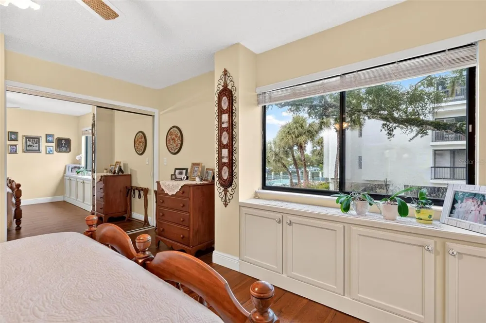 250 CAROLINA AVENUE #205 Winter Park, FL 32789
