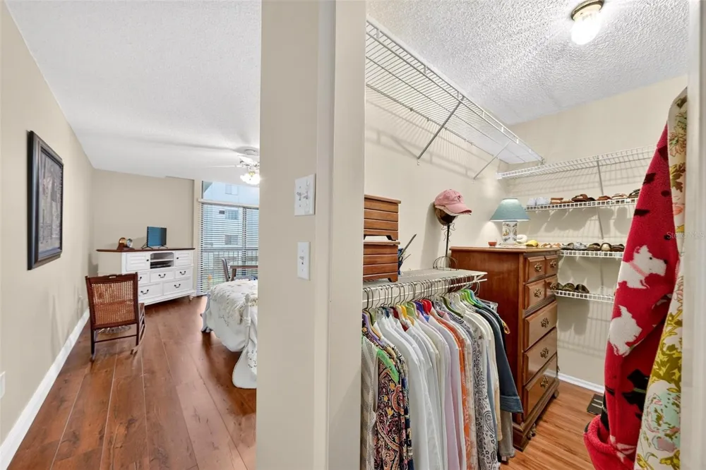 250 CAROLINA AVENUE #205 Winter Park, FL 32789