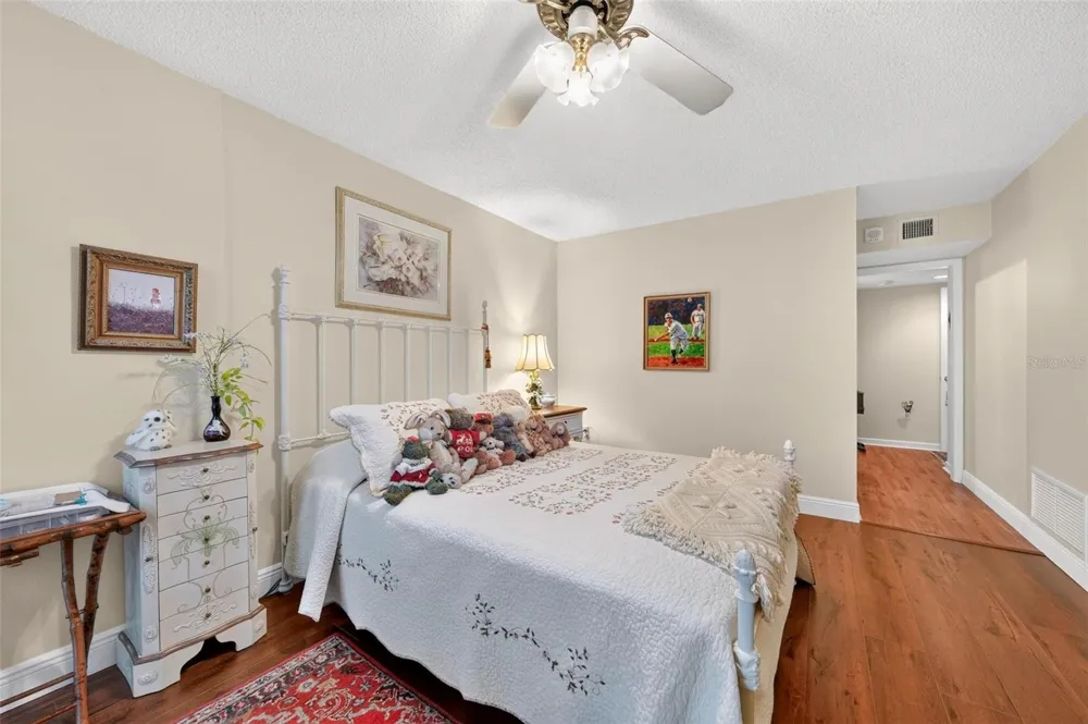 250 CAROLINA AVENUE #205 Winter Park, FL 32789