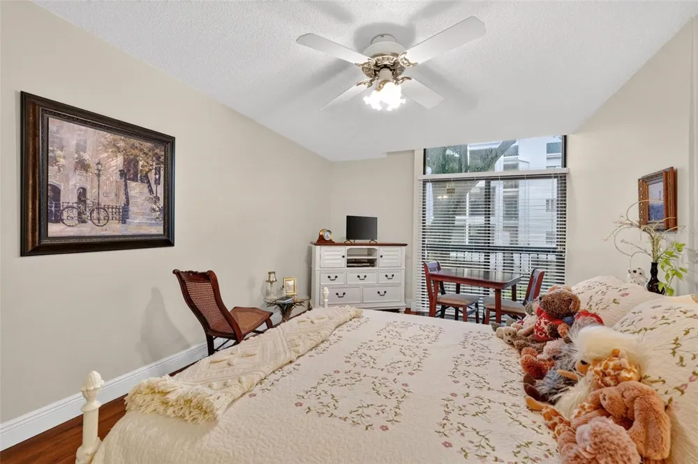 250 CAROLINA AVENUE #205 Winter Park, FL 32789