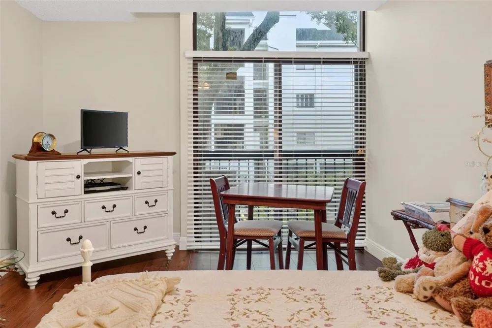 250 CAROLINA AVENUE #205 Winter Park, FL 32789
